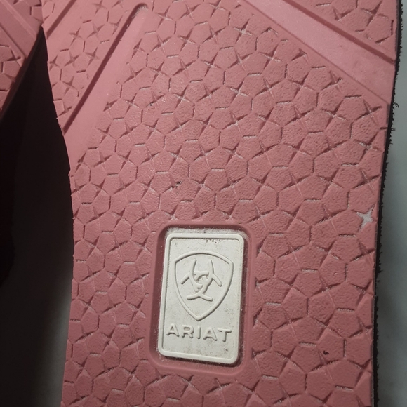 Ariat Shoes - Picture 12 of 12